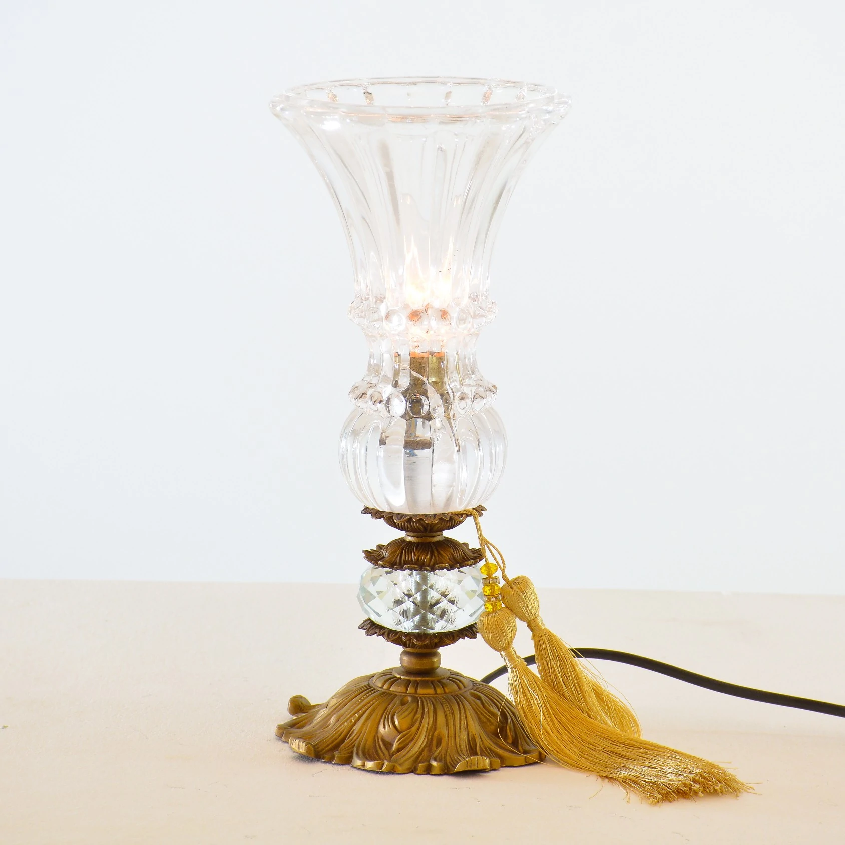 1003000661017-1 Victoria Butterfly 1 Light Antique Table Lamp - Image 1