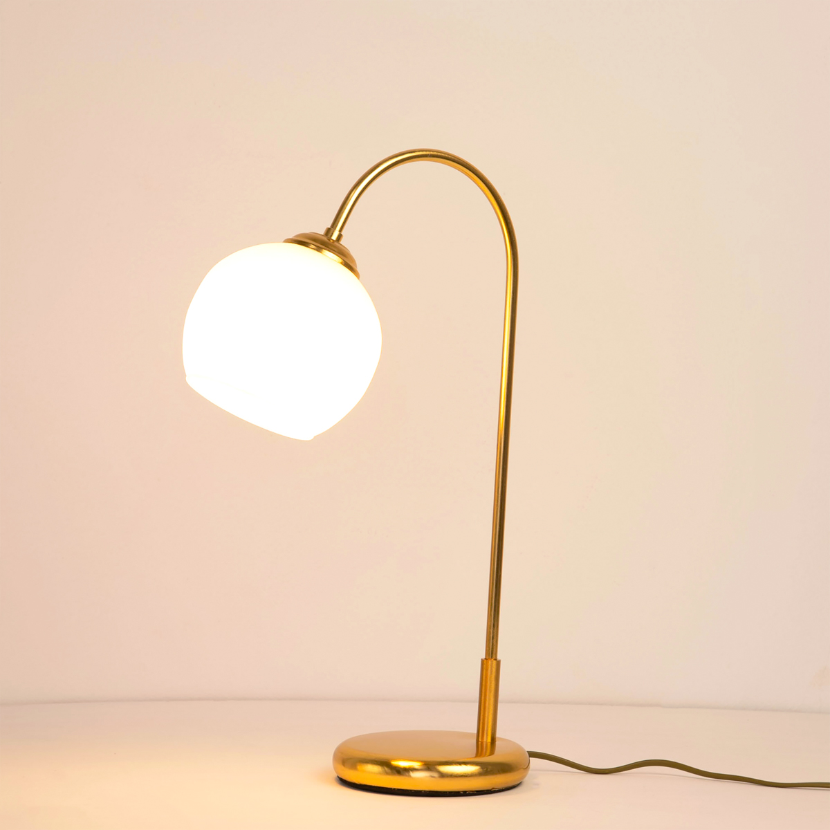 2050033010159350 Tonia 1 light Gold Table Lamp - Image 1