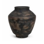 Gavic Black Vase - Image 2